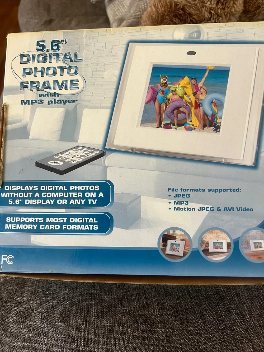 Digital Photo Frame 5.6